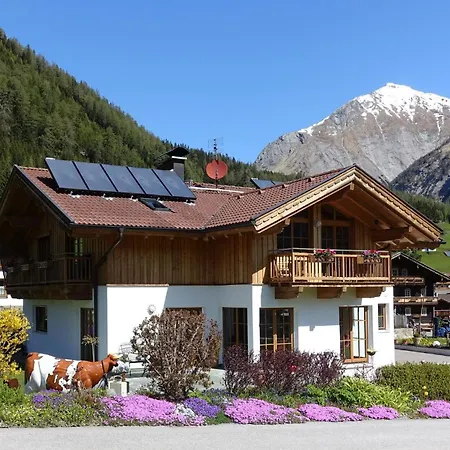 Haus Lubach Διαμέρισμα Kals-am Großglockner